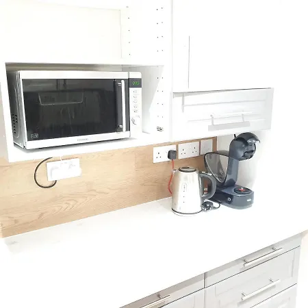 Studio Apartment, Tv, Wifi Kitchen Parking, Wembley Elizabeth Line Northolt  Exterior photo